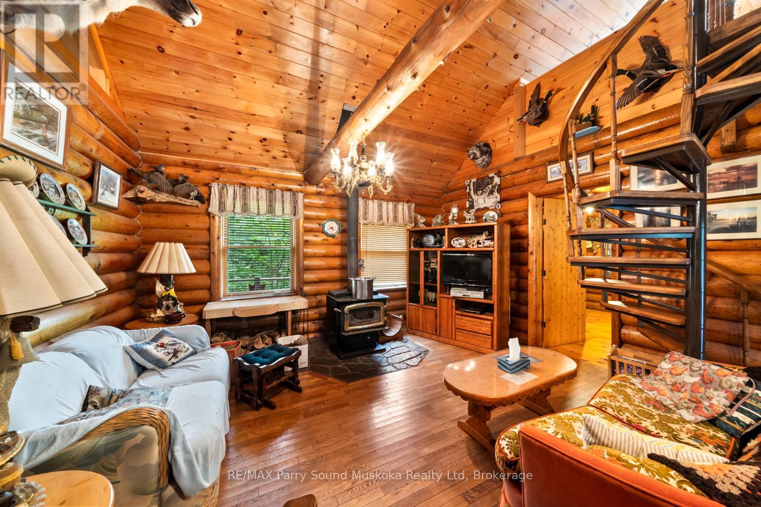 16 B Magnet Road, Magnetawan, Ontario  P0A 1P0 - Photo 30 - X12110496