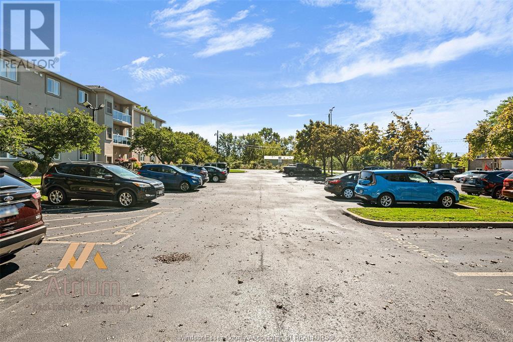 Property at 4850 GRAND Unit# 304 image 5