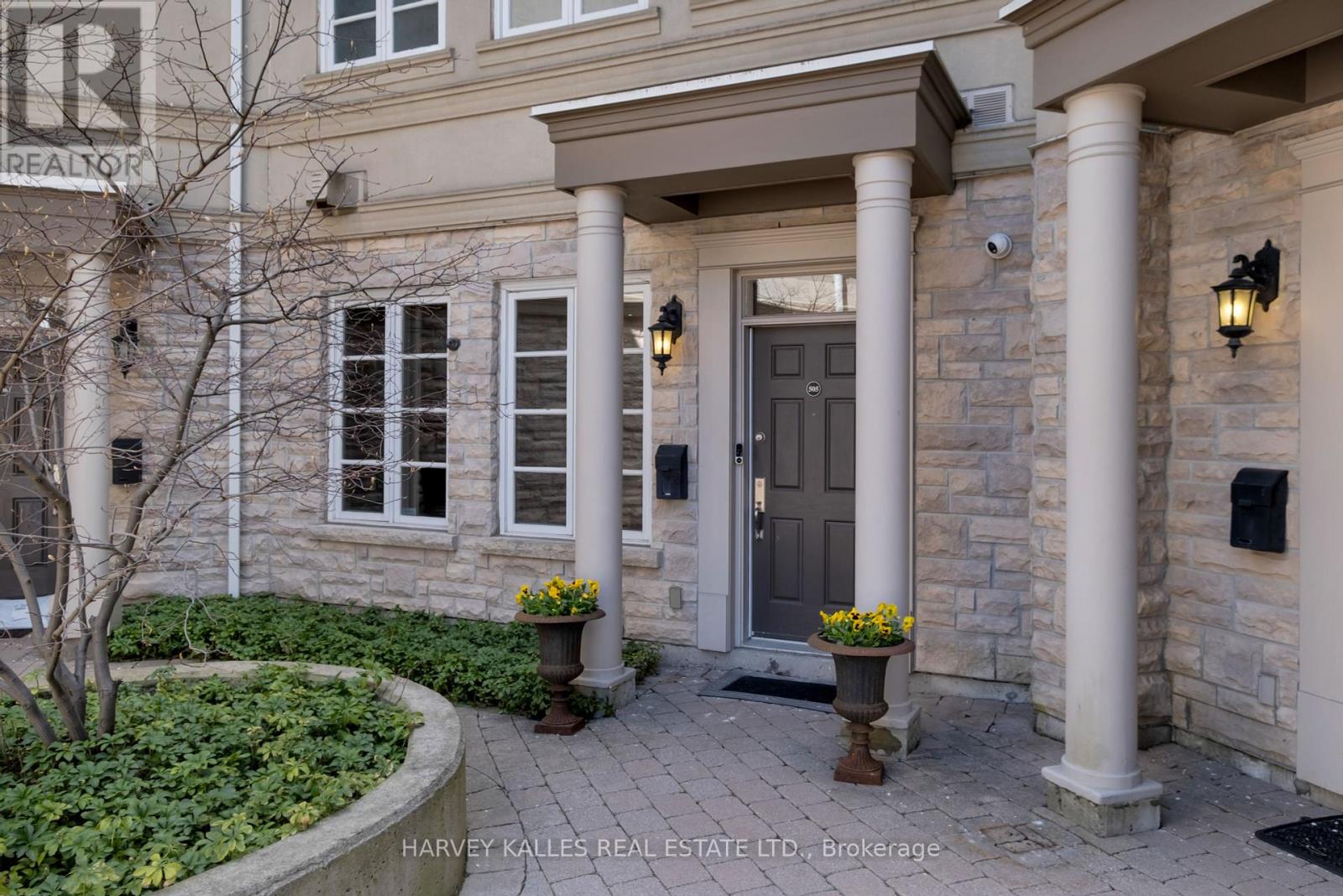 Property at 505 - 49 YORK MILLS ROAD image 3