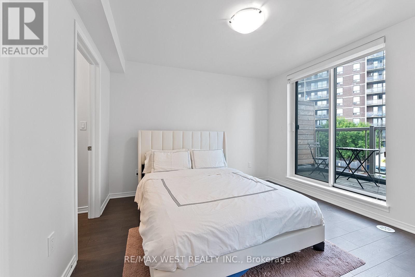 58 - 35 Applewood Lane, Toronto, Ontario  M9C 0C1 - Photo 22 - W12110392