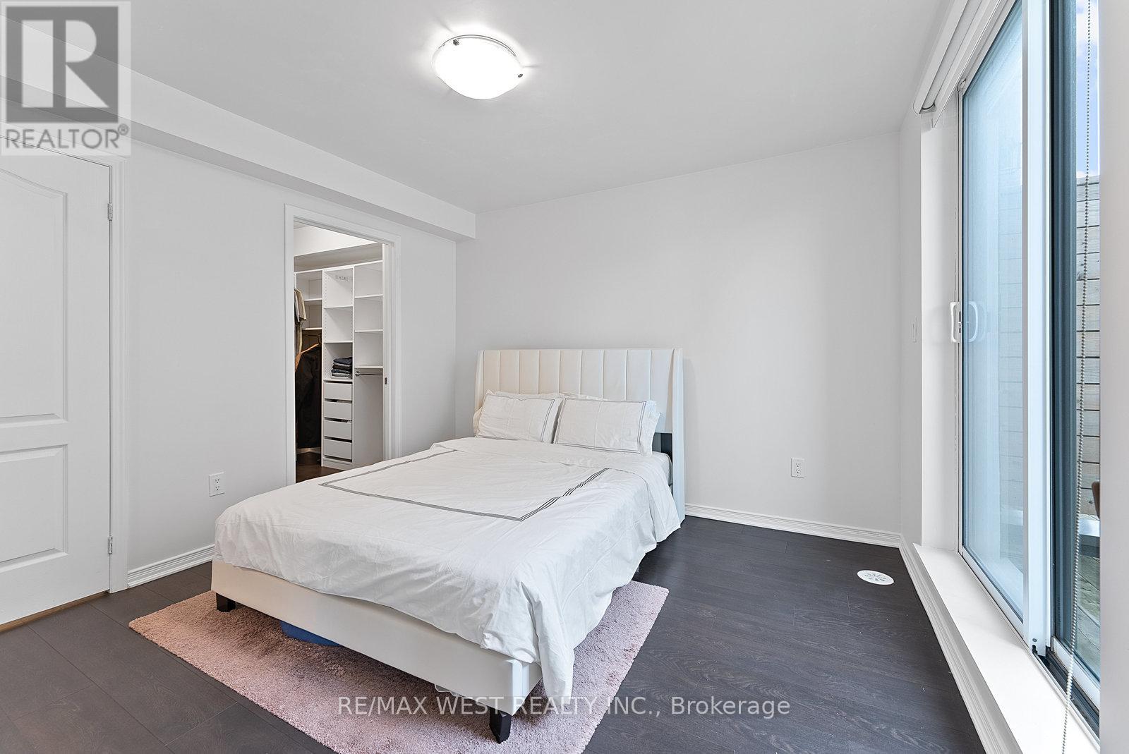 58 - 35 Applewood Lane, Toronto, Ontario  M9C 0C1 - Photo 23 - W12110392