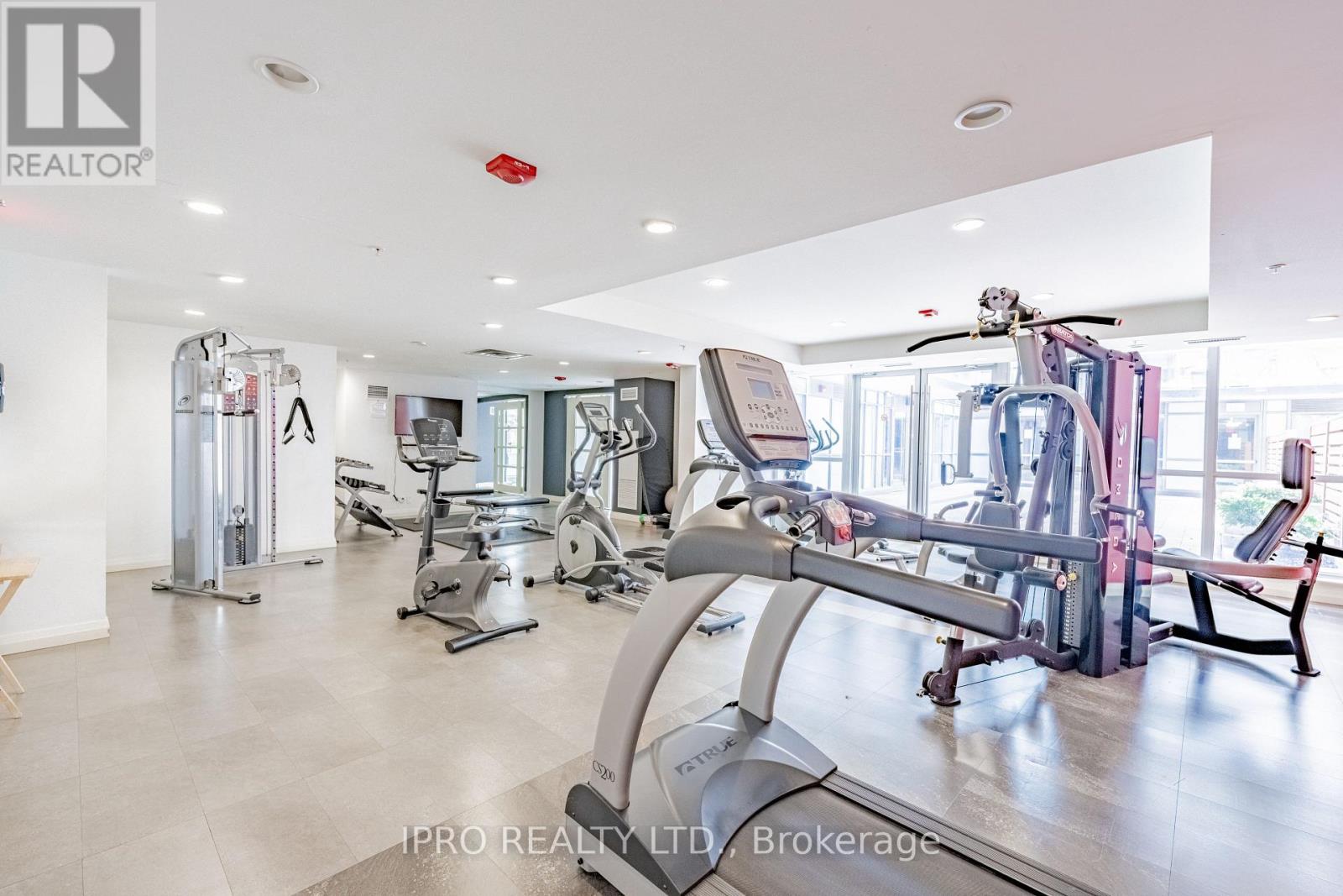 625 - 15 James Finlay Way, Toronto, Ontario  M3M 0B3 - Photo 32 - W12110399