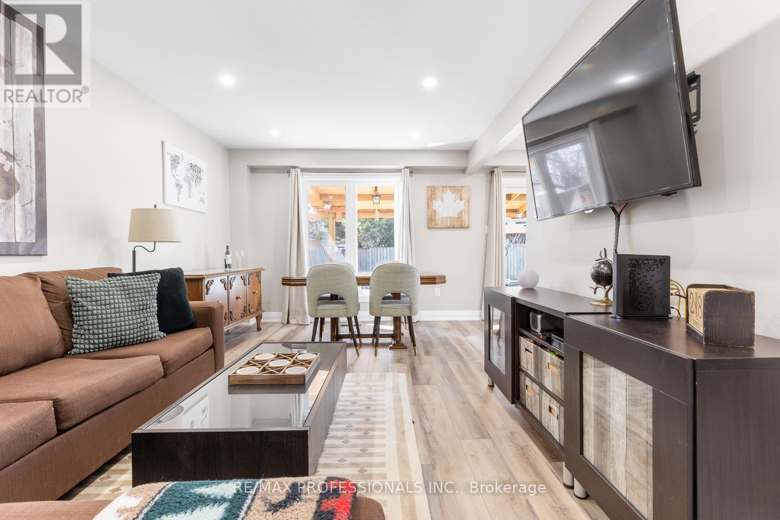 Property at 762 ASHBURNHAM PLACE image 5