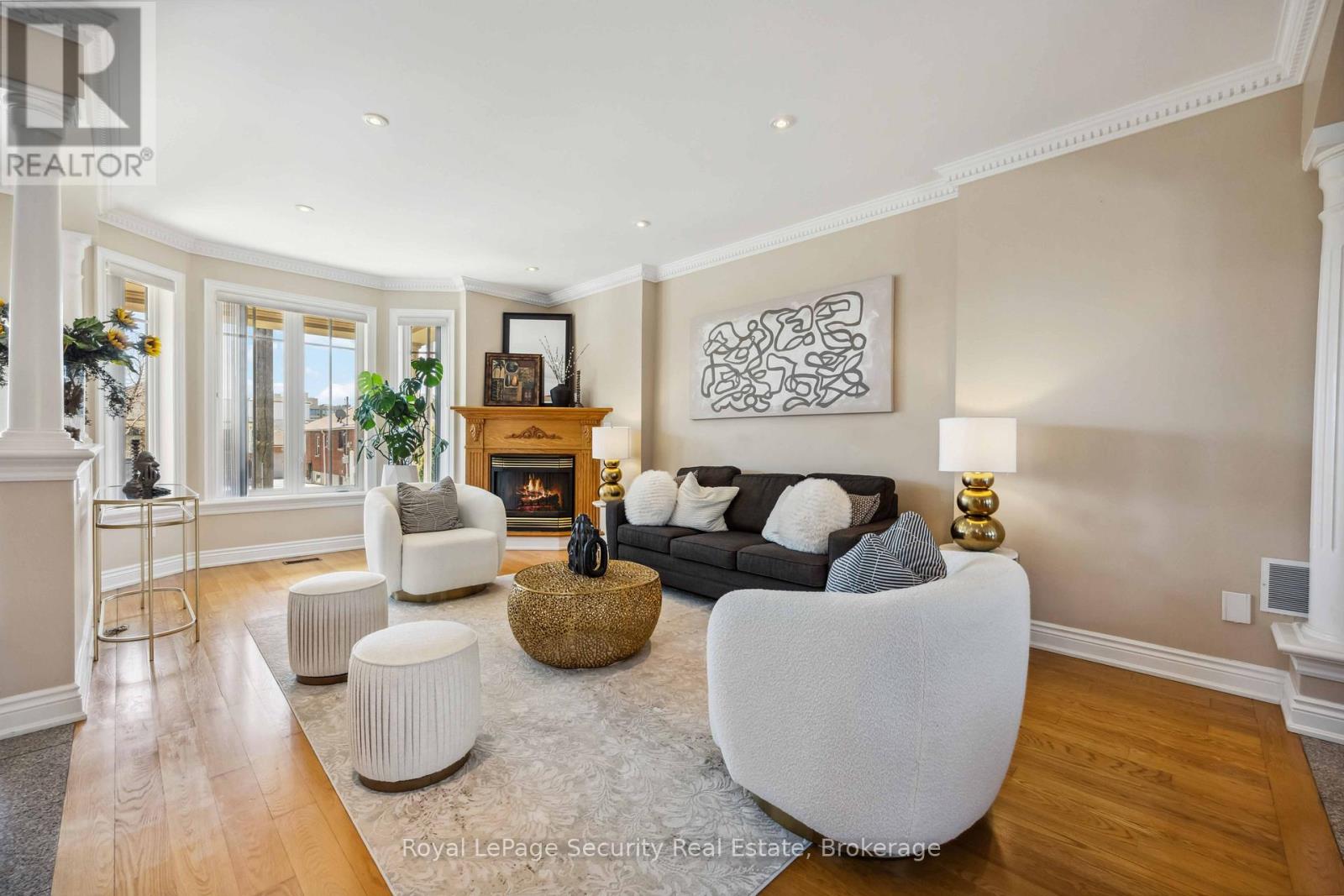 Property at 1006 BRIAR HILL AVENUE image 5