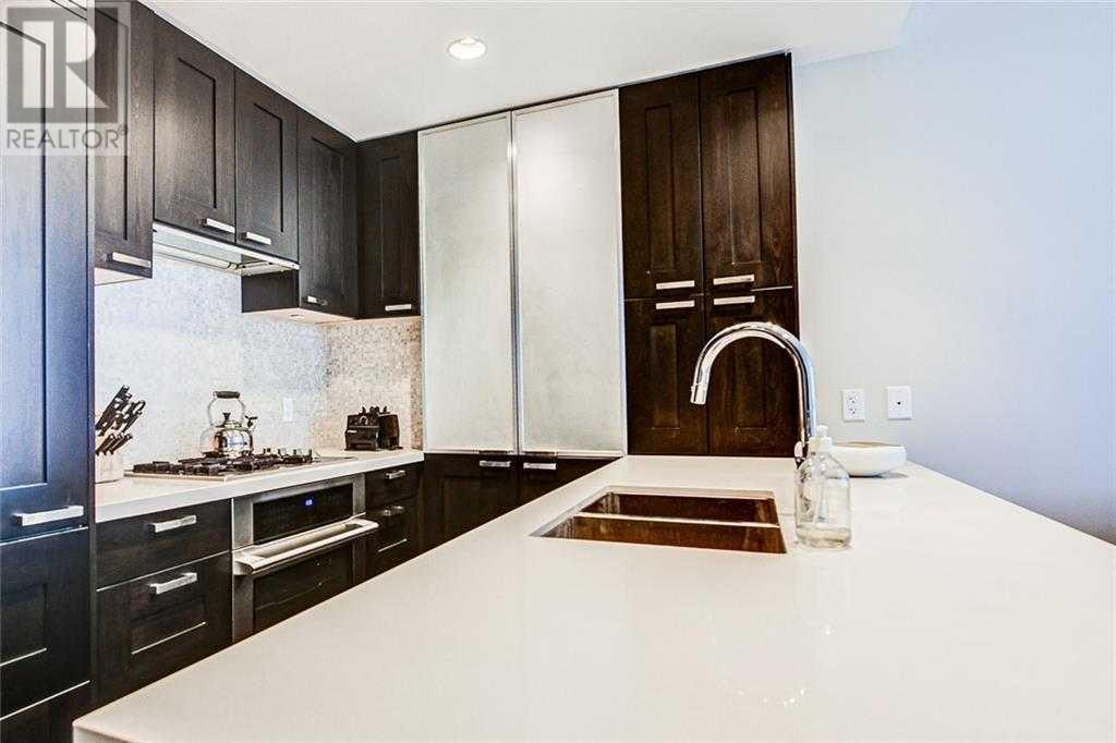 Property at 918, 222 Riverfront Avenue SW image 5