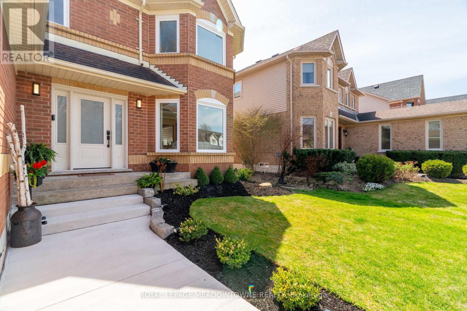 Property at 55 FORESTVIEW DRIVE image 3