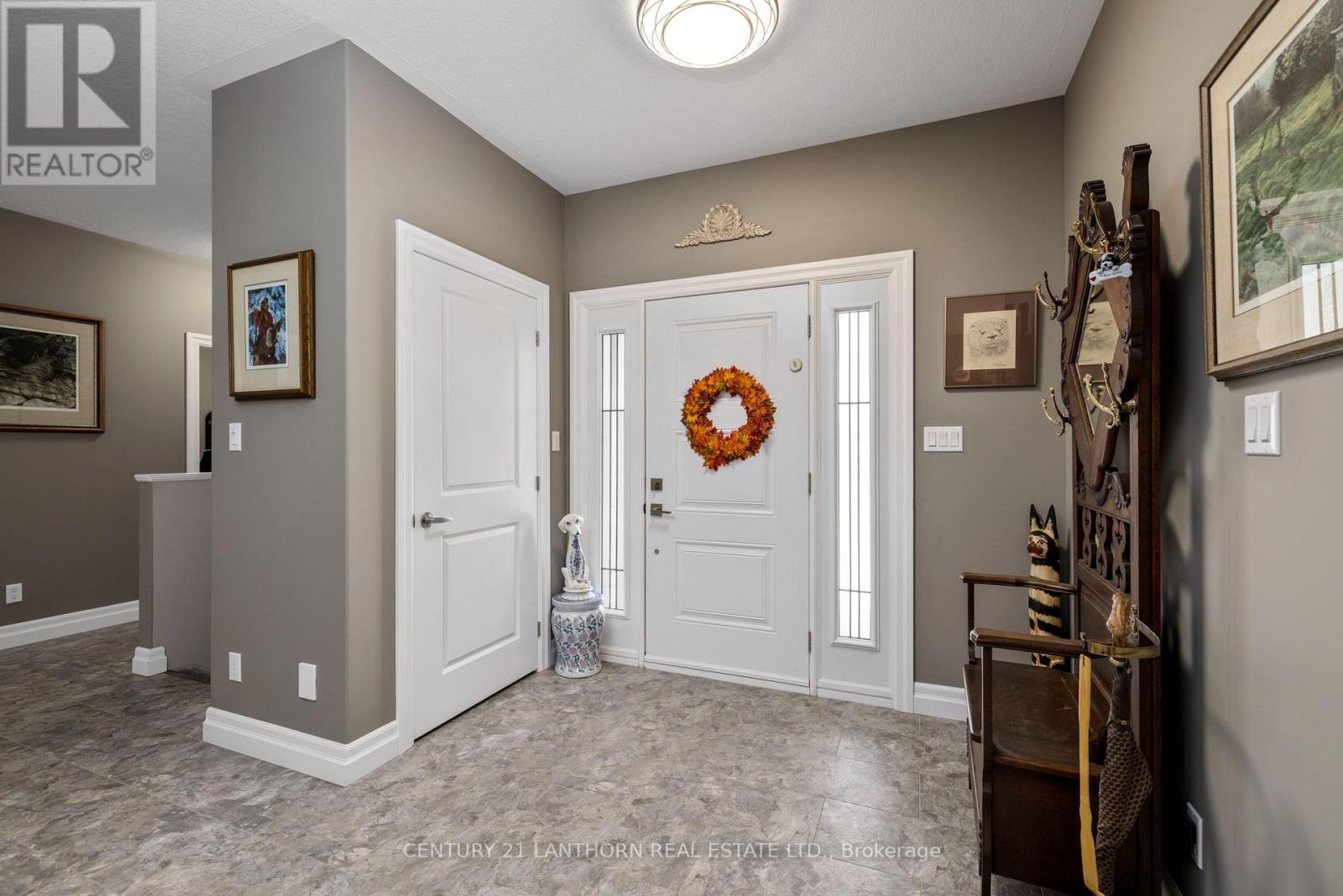 Property at 25 POWERLINE ROAD image 2