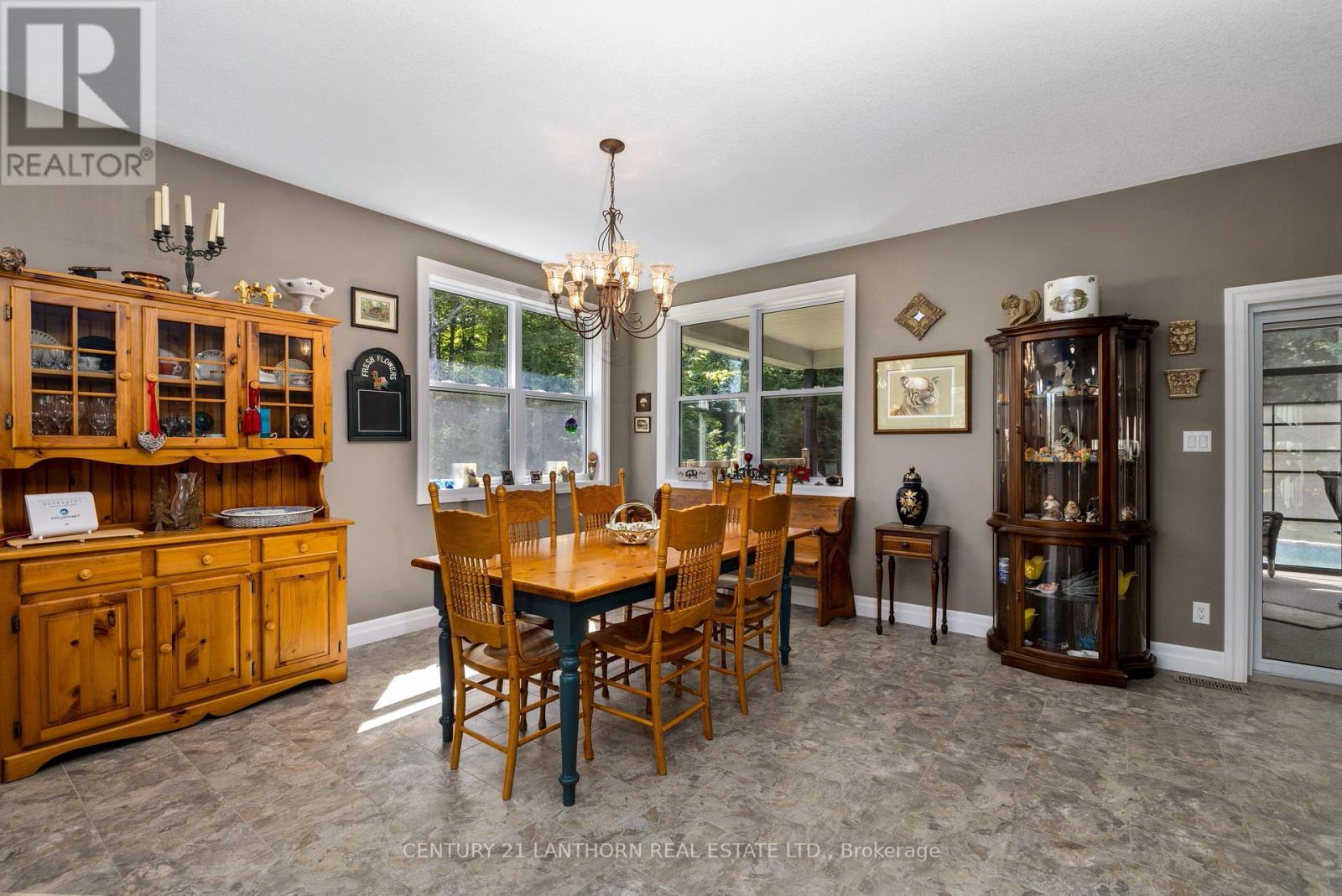 25 Powerline Road, Quinte West, Ontario  K0K 1H0 - Photo 6 - X12110574
