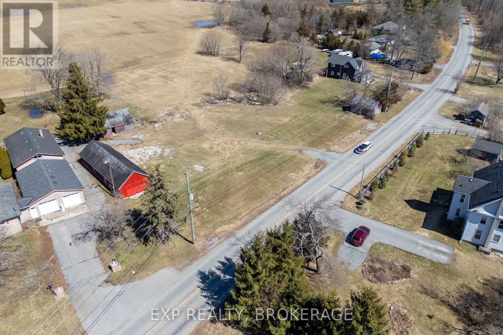 3454 Round Lake Road, South Frontenac, Ontario  K8A 6W8 - Photo 42 - X12110566