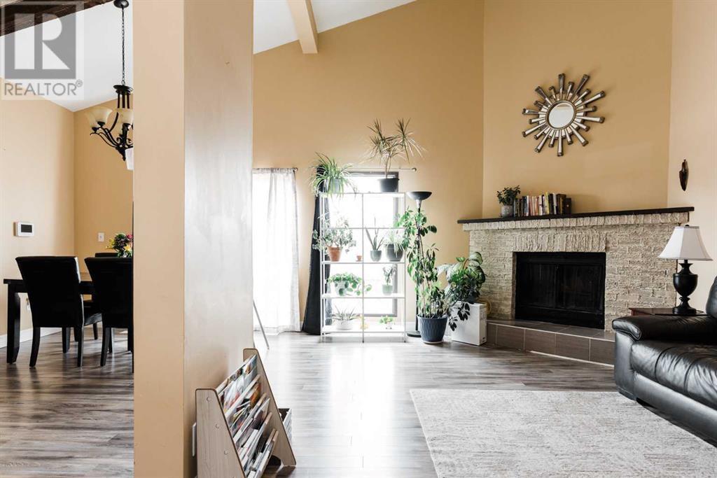 Property at 214 Wolverine Drive image 3