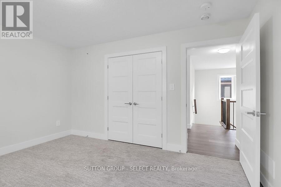17 - 7966 Fallon Drive, Lucan Biddulph, Ontario  N0M 1V0 - Photo 16 - X12110526