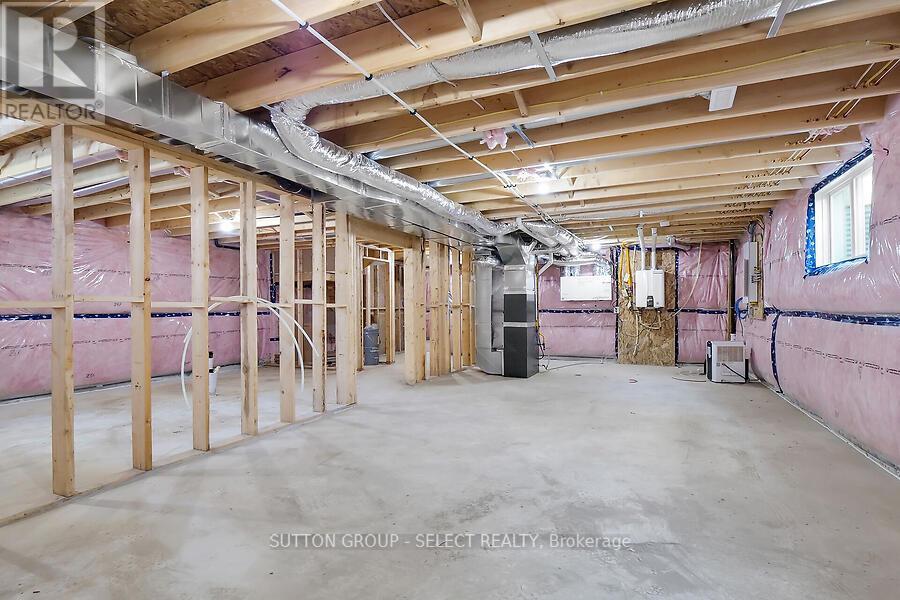 17 - 7966 Fallon Drive, Lucan Biddulph, Ontario  N0M 1V0 - Photo 20 - X12110526