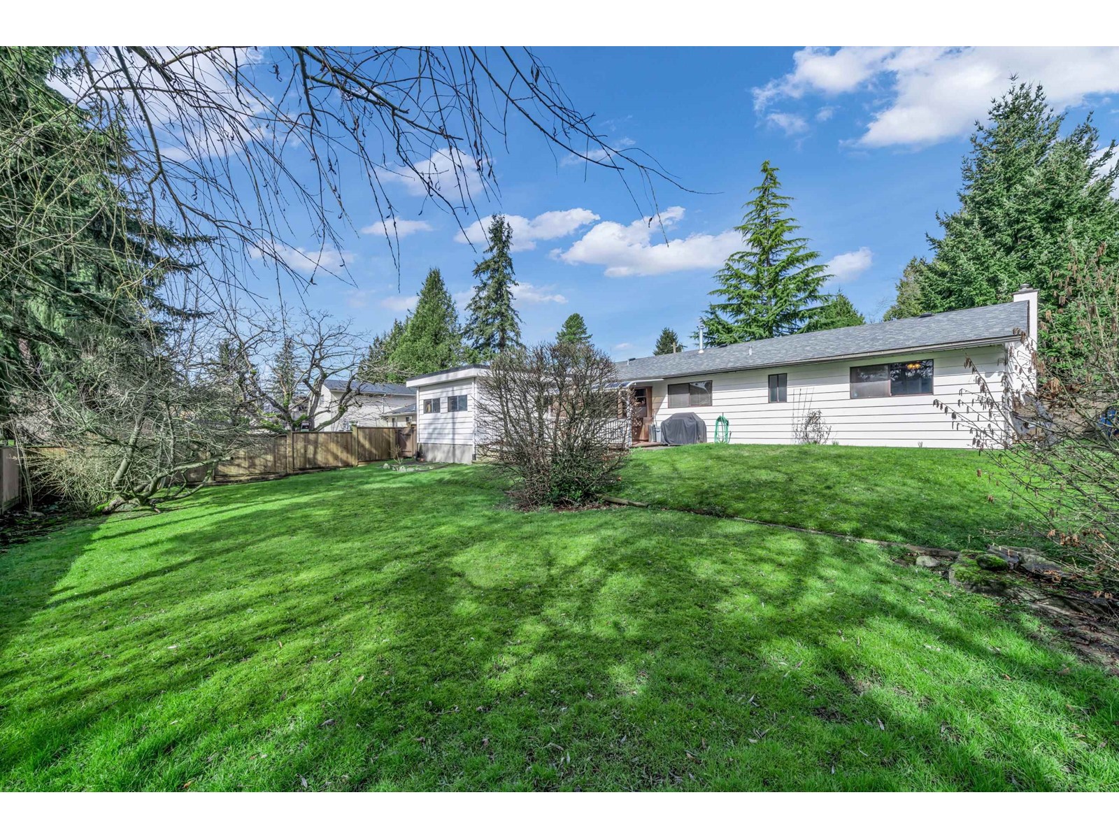 27098 29 Avenue, Langley, British Columbia  V4W 3C3 - Photo 2 - R2995660