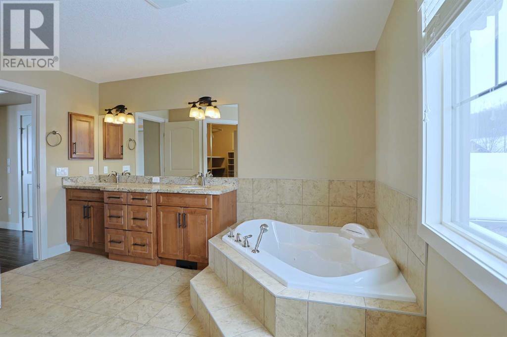 81 Crestridge View Sw, Calgary, Alberta  T3B 1G8 - Photo 28 - A2194577
