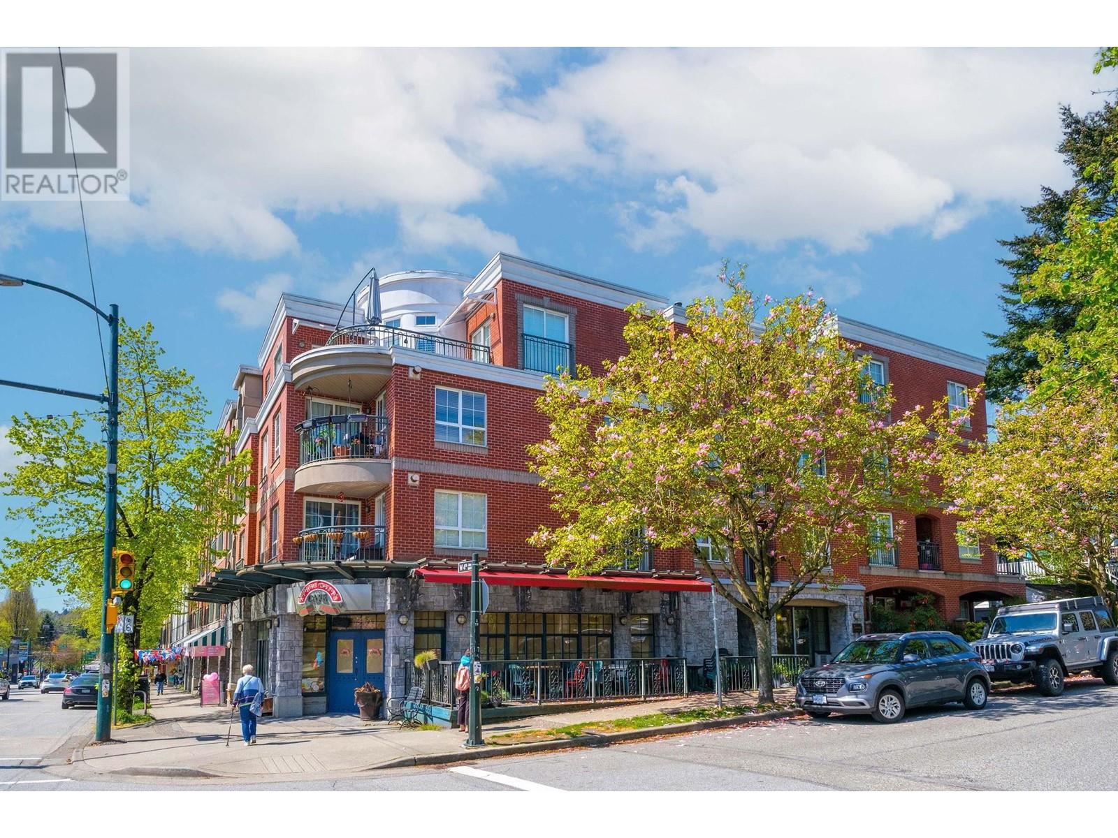 406 1989 Dunbar Street, Vancouver, British Columbia  V6R 4R5 - Photo 2 - R2995602