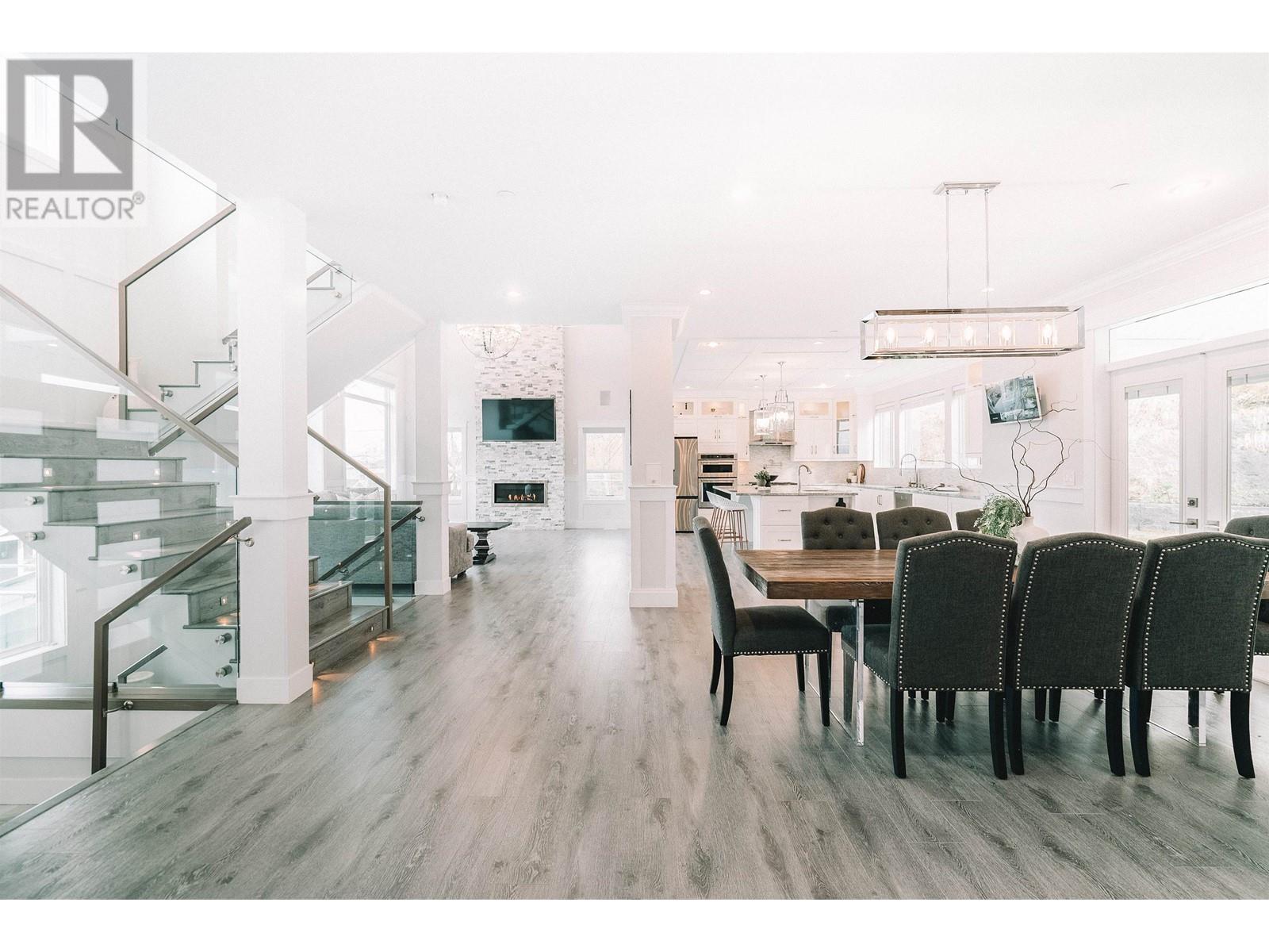 Property at 25540 GODWIN DRIVE image 4