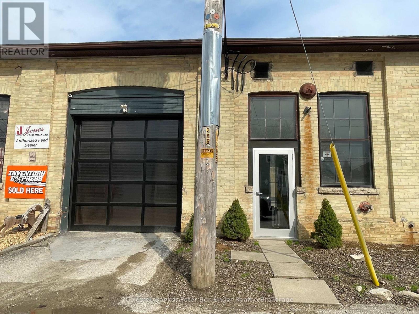 106 Colborne Street N, Brockton, Ontario  N0G 2V0 - Photo 3 - X11932440