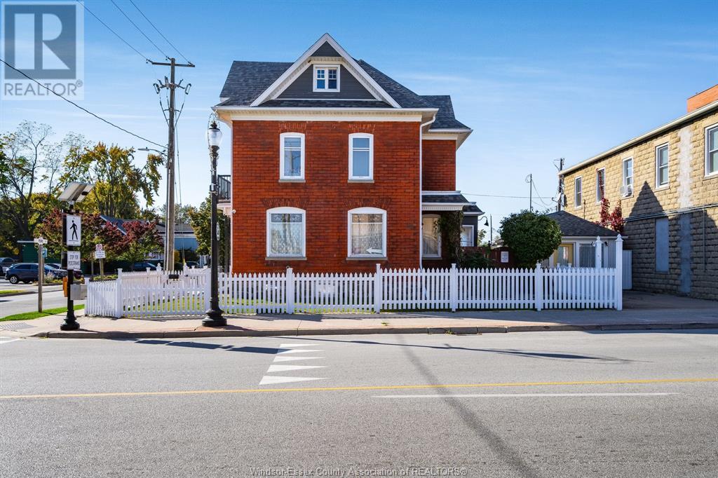 Property at 20 Division STREET South image 2