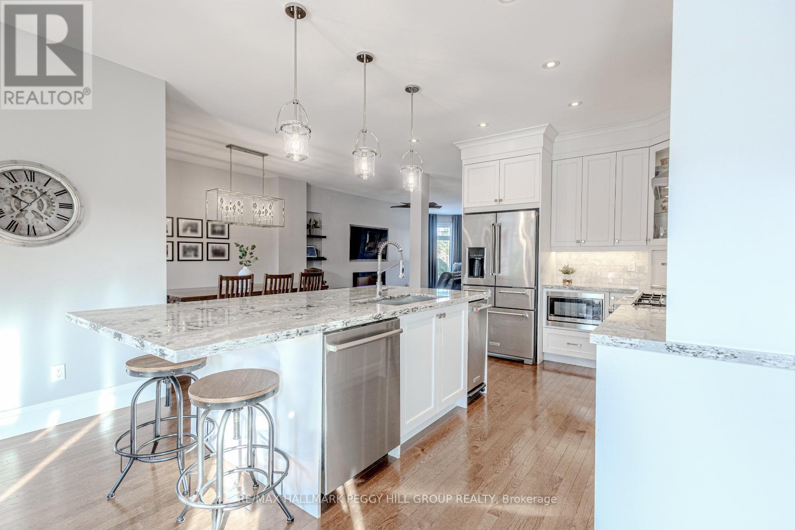 Property at 1940 WEBSTER BOULEVARD image 5