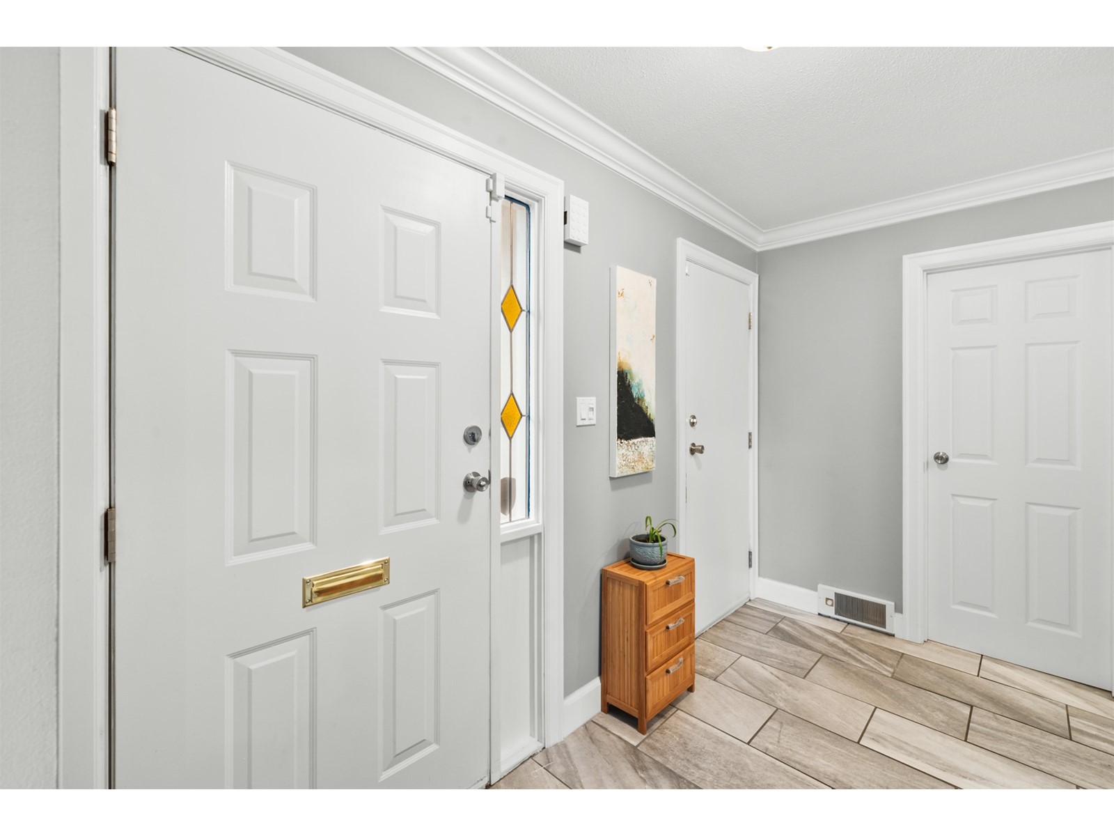1 10098 154 Street, Surrey, British Columbia  V3R 4J6 - Photo 3 - R2995693