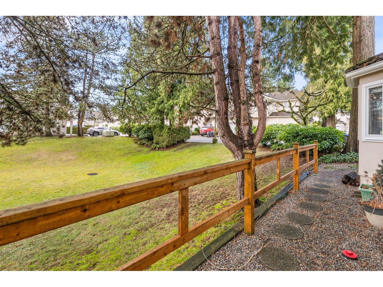 1 10098 154 Street, Surrey, British Columbia  V3R 4J6 - Photo 32 - R2995693