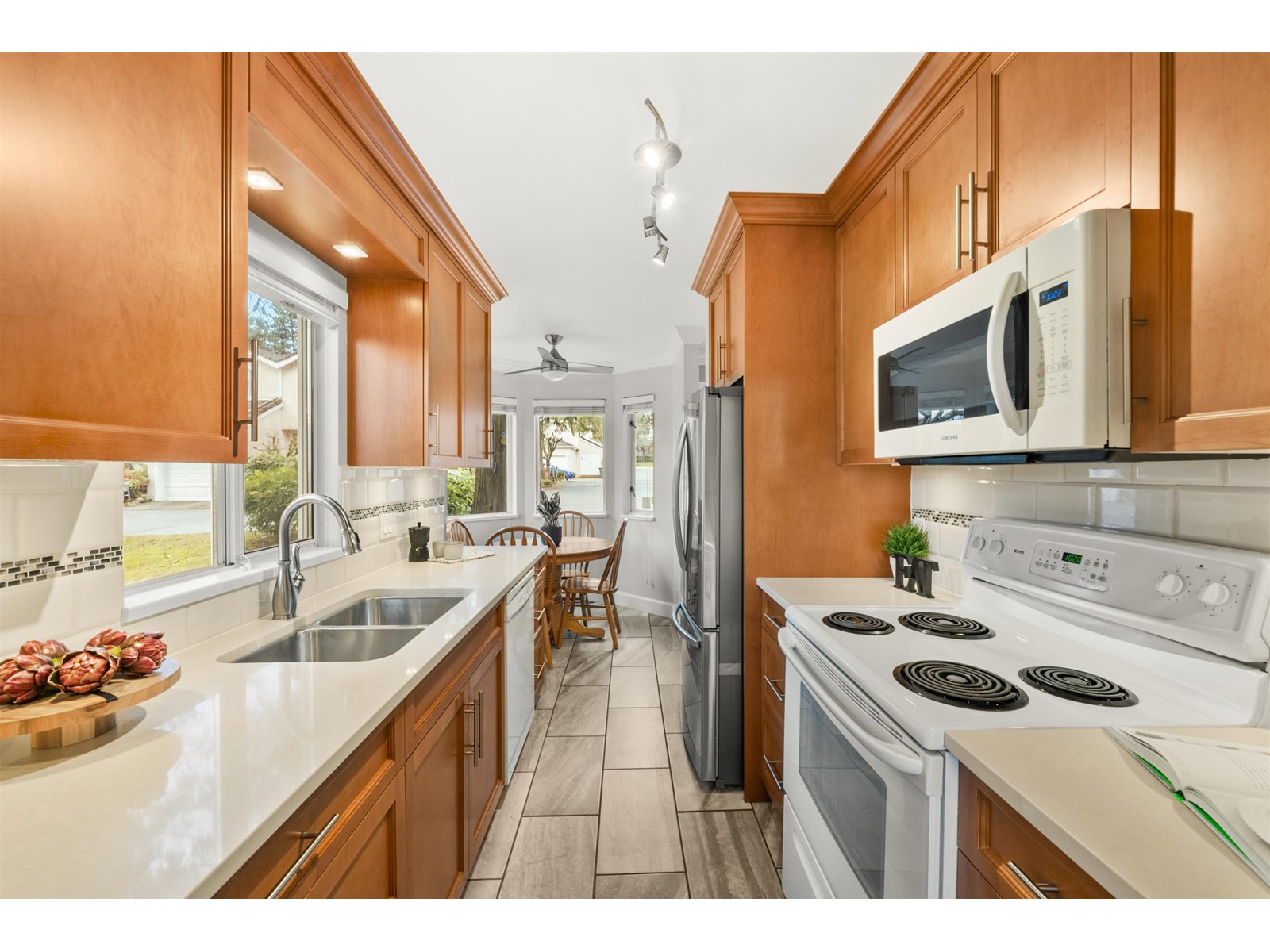 1 10098 154 Street, Surrey, British Columbia  V3R 4J6 - Photo 9 - R2995693