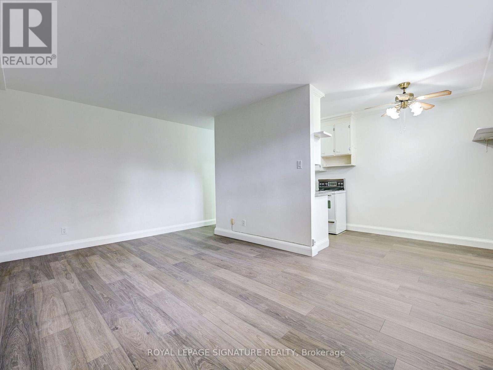 40 Cavell Avenue, Toronto, Ontario  M8V 1P2 - Photo 28 - W12110534