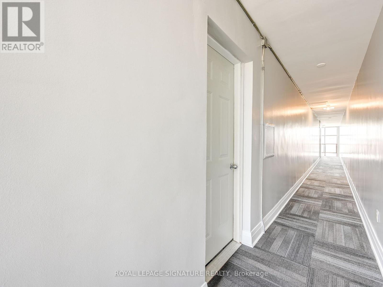 40 Cavell Avenue, Toronto, Ontario  M8V 1P2 - Photo 3 - W12110534