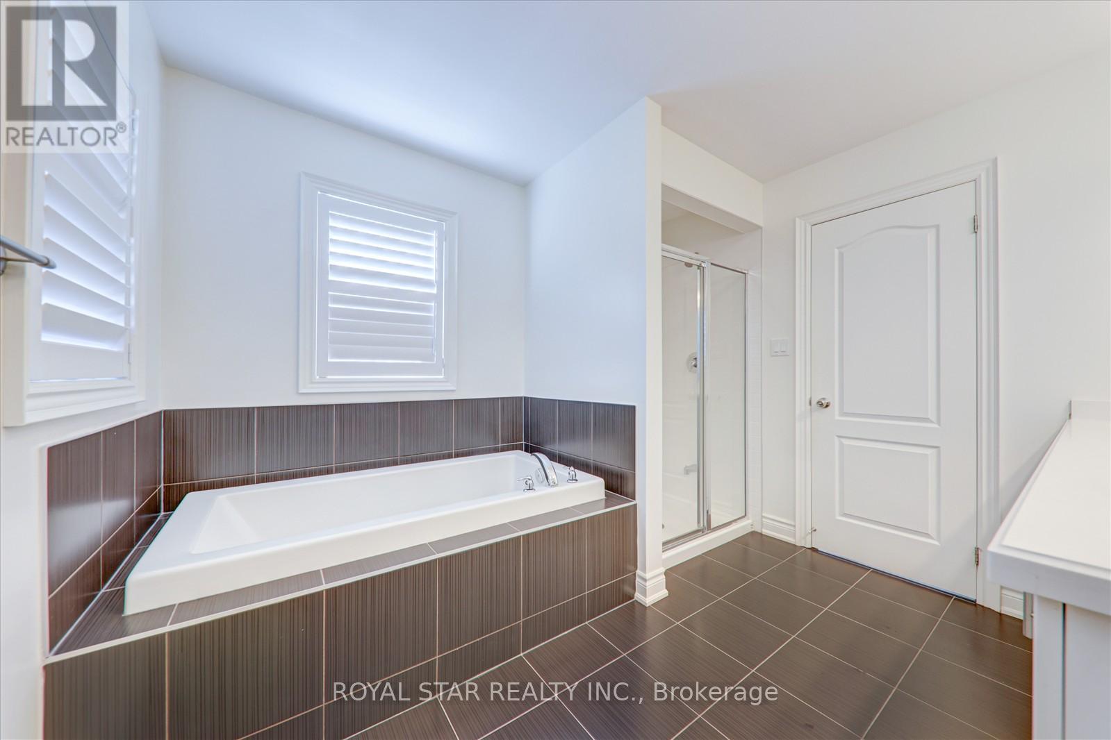 16 Vetch Street, Brampton, Ontario  L6Y 6C2 - Photo 22 - W12110567