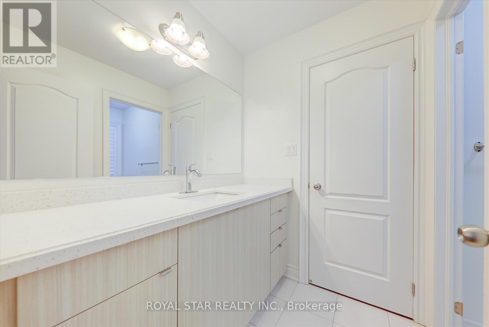 16 Vetch Street, Brampton, Ontario  L6Y 6C2 - Photo 29 - W12110567