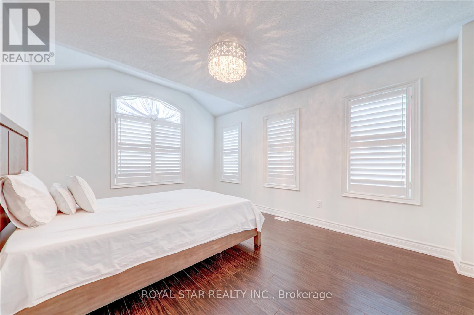16 Vetch Street, Brampton, Ontario  L6Y 6C2 - Photo 31 - W12110567