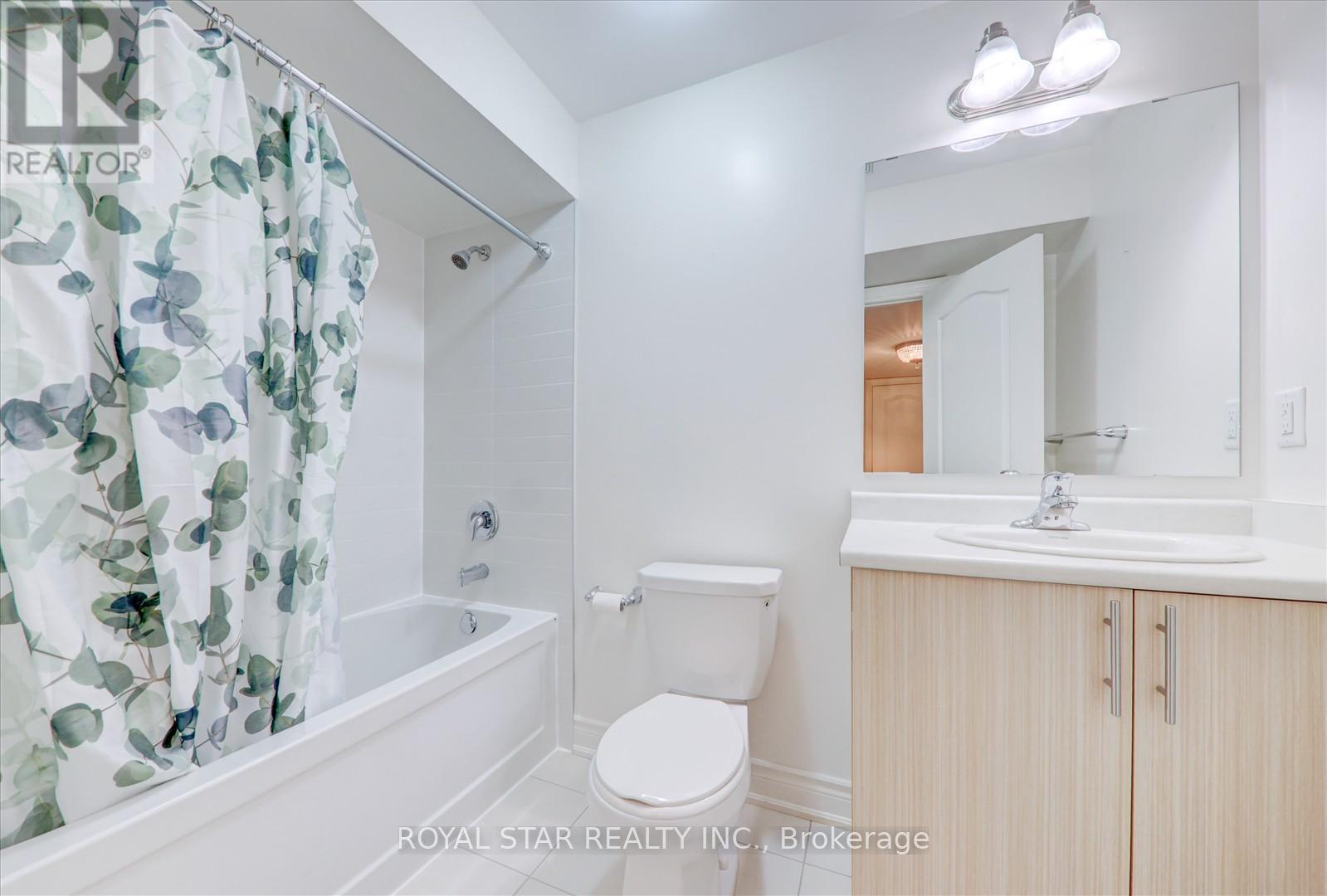 16 Vetch Street, Brampton, Ontario  L6Y 6C2 - Photo 37 - W12110567