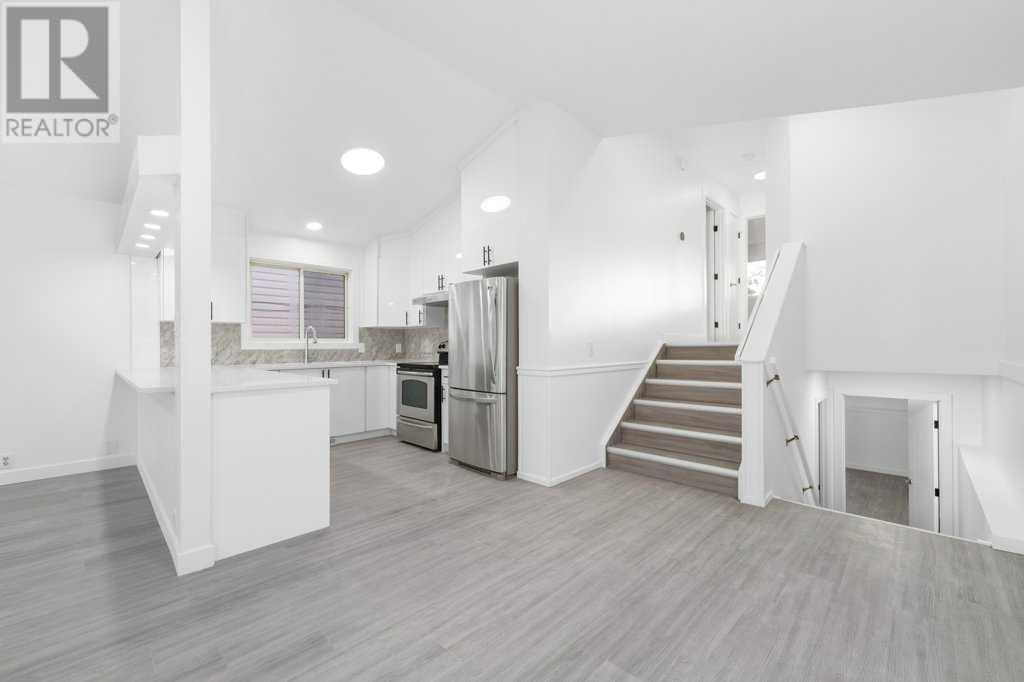 361 Martinwood Place Ne, Calgary, Alberta  T3J 3H7 - Photo 11 - A2210652