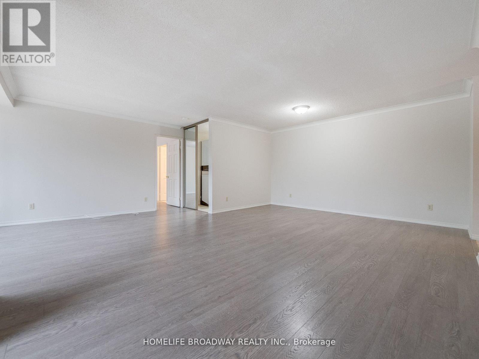 104 - 300 Keats Way, Waterloo, Ontario  N2L 6E6 - Photo 10 - X12110546