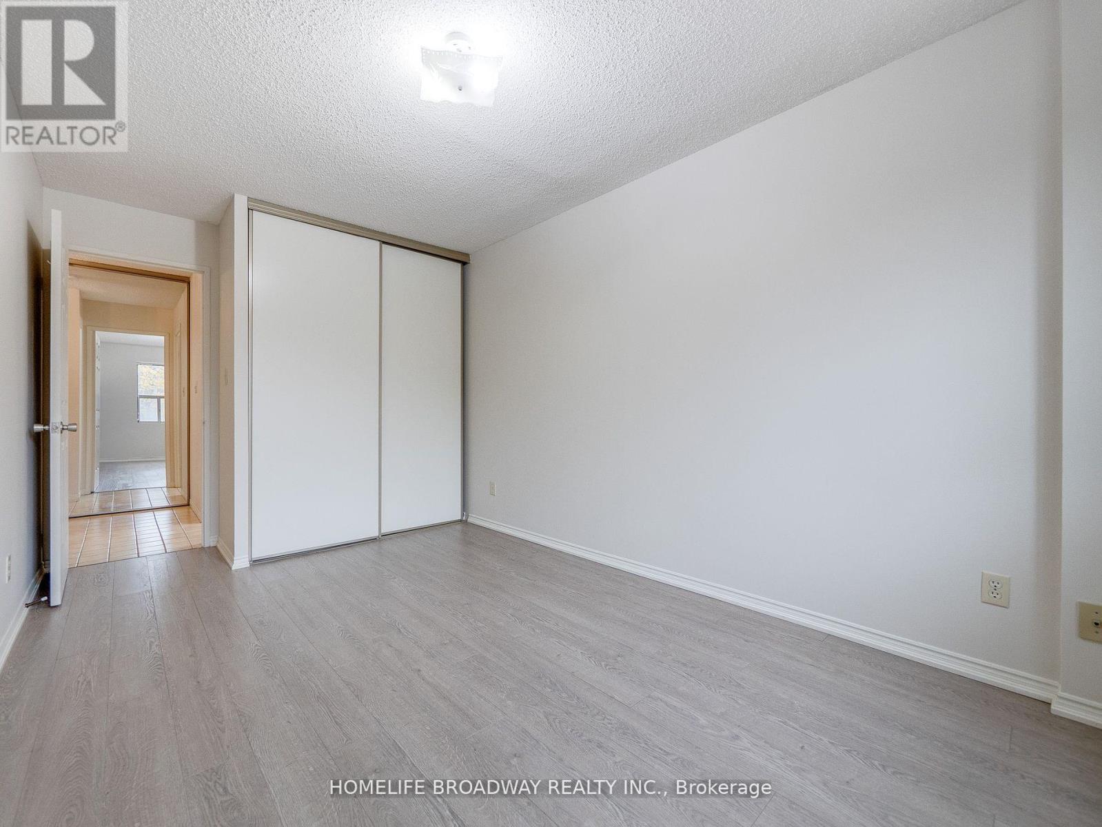 104 - 300 Keats Way, Waterloo, Ontario  N2L 6E6 - Photo 25 - X12110546