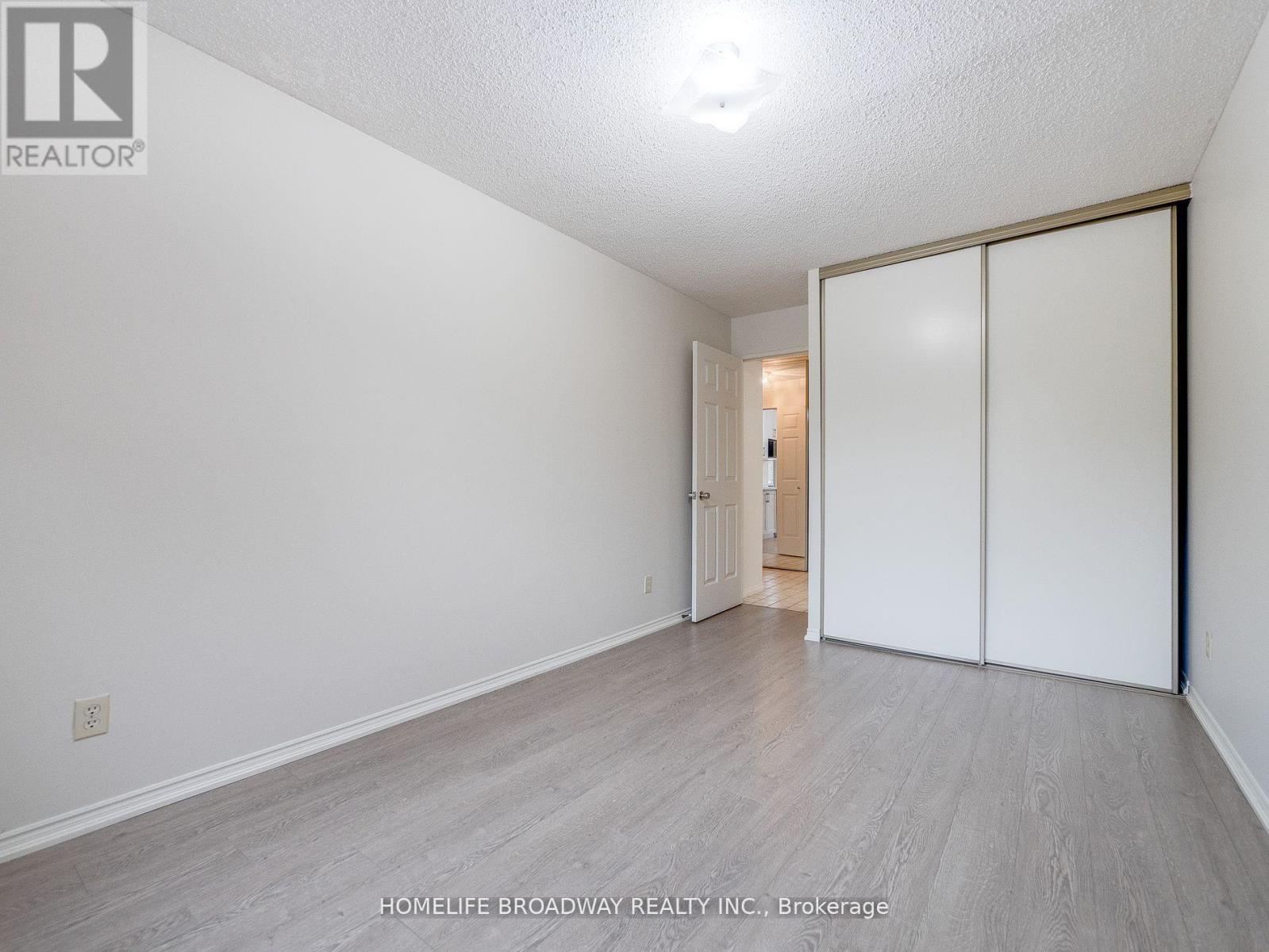 104 - 300 Keats Way, Waterloo, Ontario  N2L 6E6 - Photo 26 - X12110546