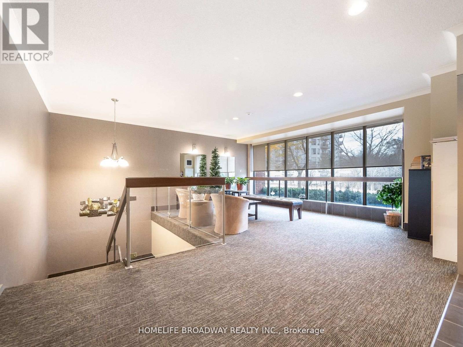 104 - 300 Keats Way, Waterloo, Ontario  N2L 6E6 - Photo 3 - X12110546