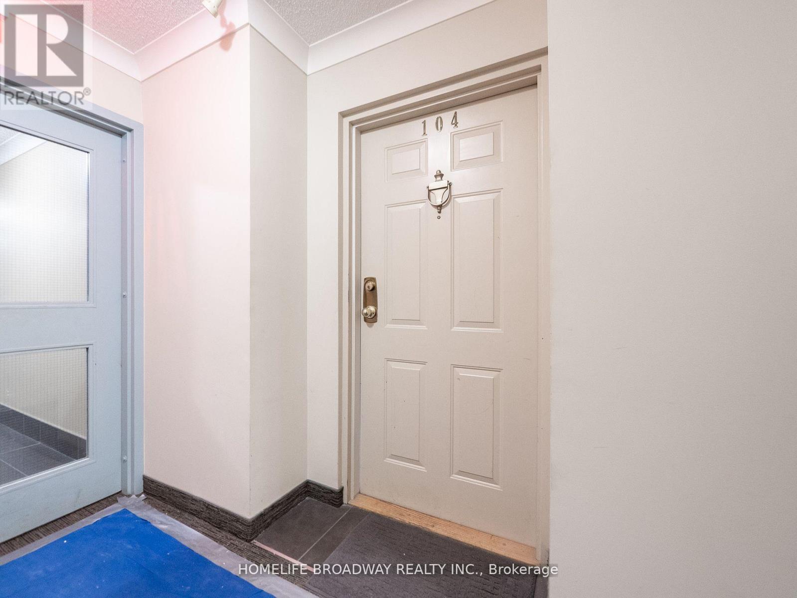 104 - 300 Keats Way, Waterloo, Ontario  N2L 6E6 - Photo 5 - X12110546