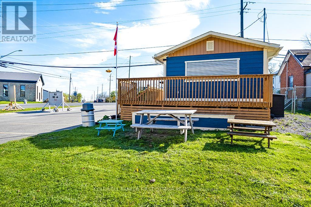 106 Broadway Street W, Merrickville-Wolford, Ontario  K0G 1N0 - Photo 14 - X12061809