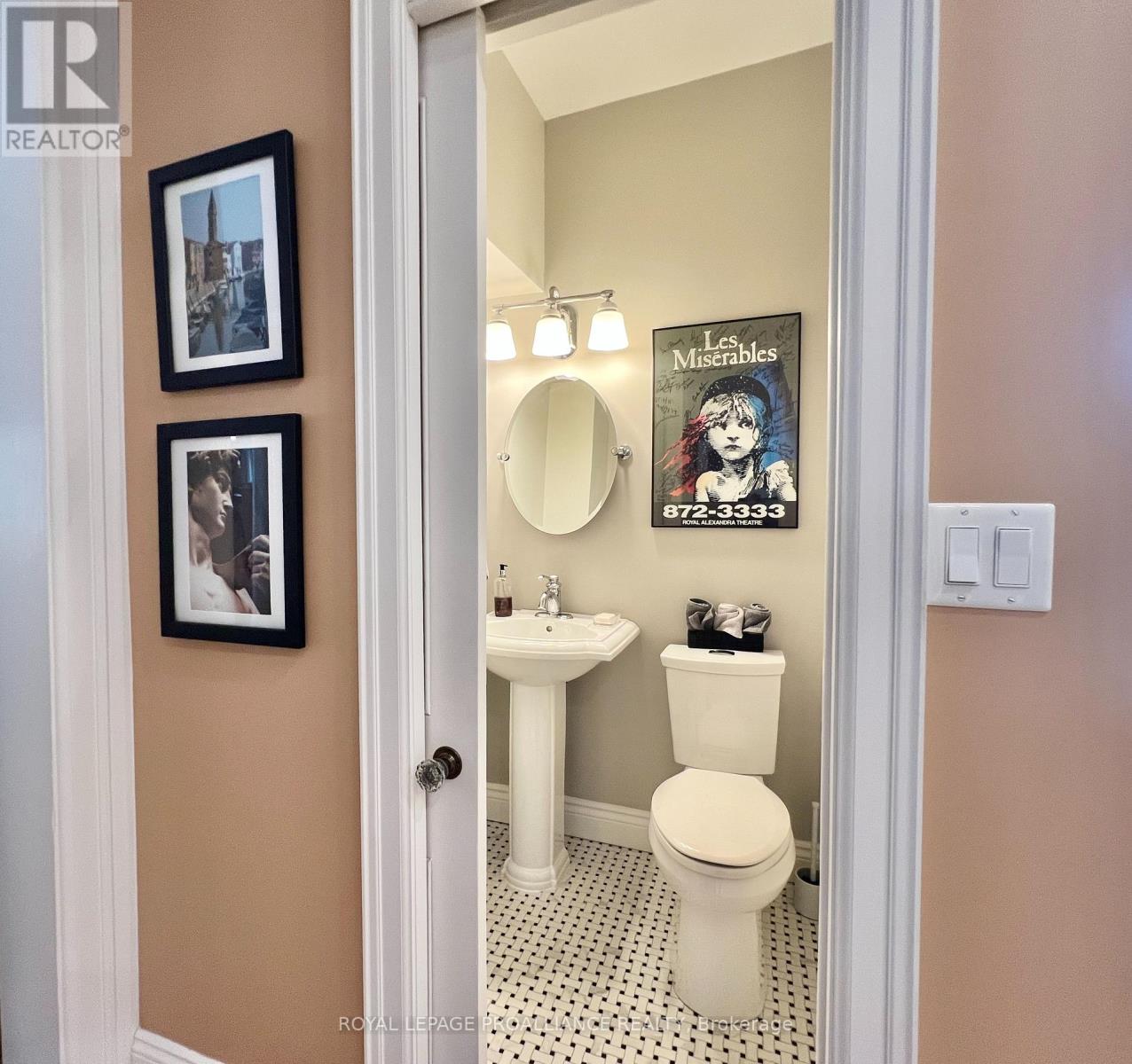 190 William Street, Belleville, Ontario  K8N 3J7 - Photo 16 - X12110683