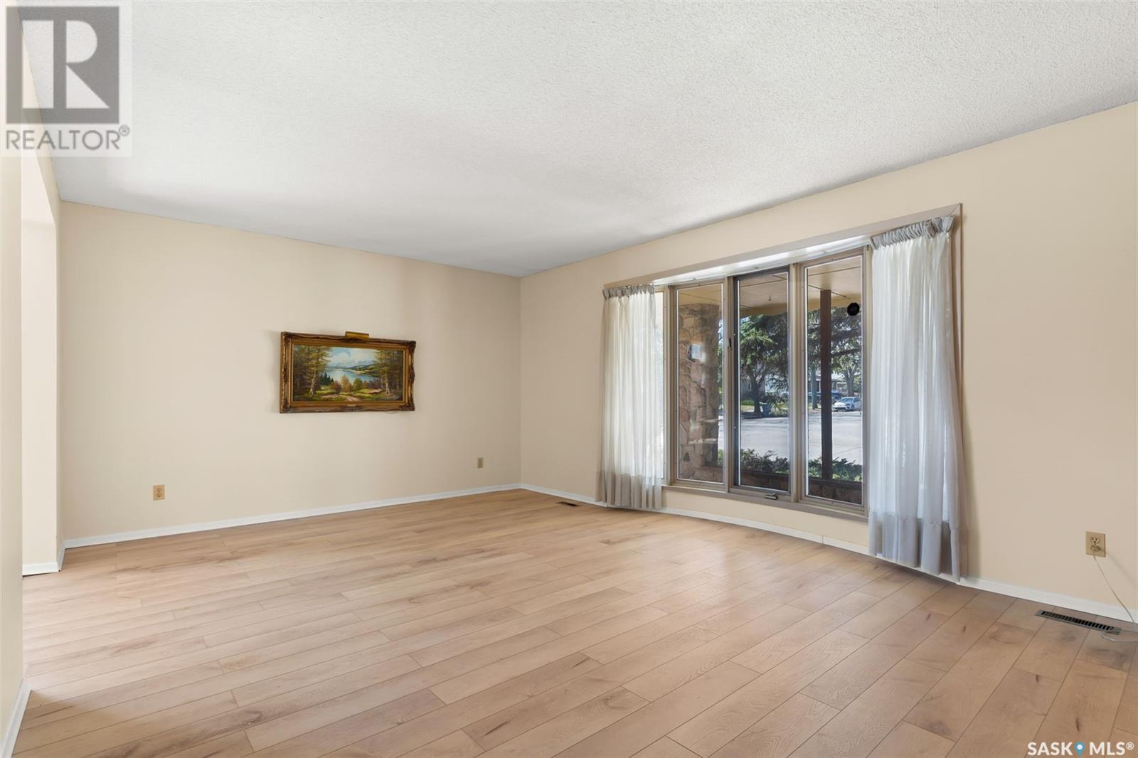 Property at 4221 Hillsdale STREET image 5