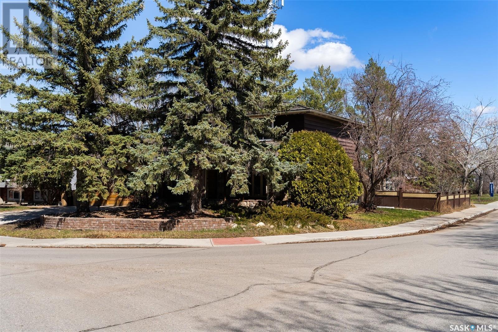 4221 Hillsdale Street, Regina, Saskatchewan  S4S 3X9 - Photo 43 - SK003992