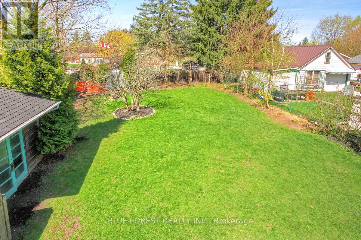 9 Henry Street, St. Thomas, Ontario  N5R 3L5 - Photo 20 - X12110671