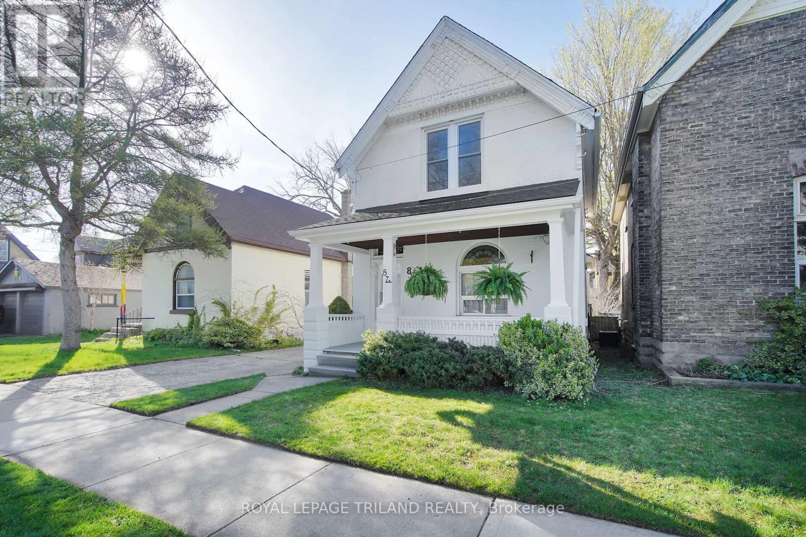 Property at 879 TRAFALGAR STREET image 2