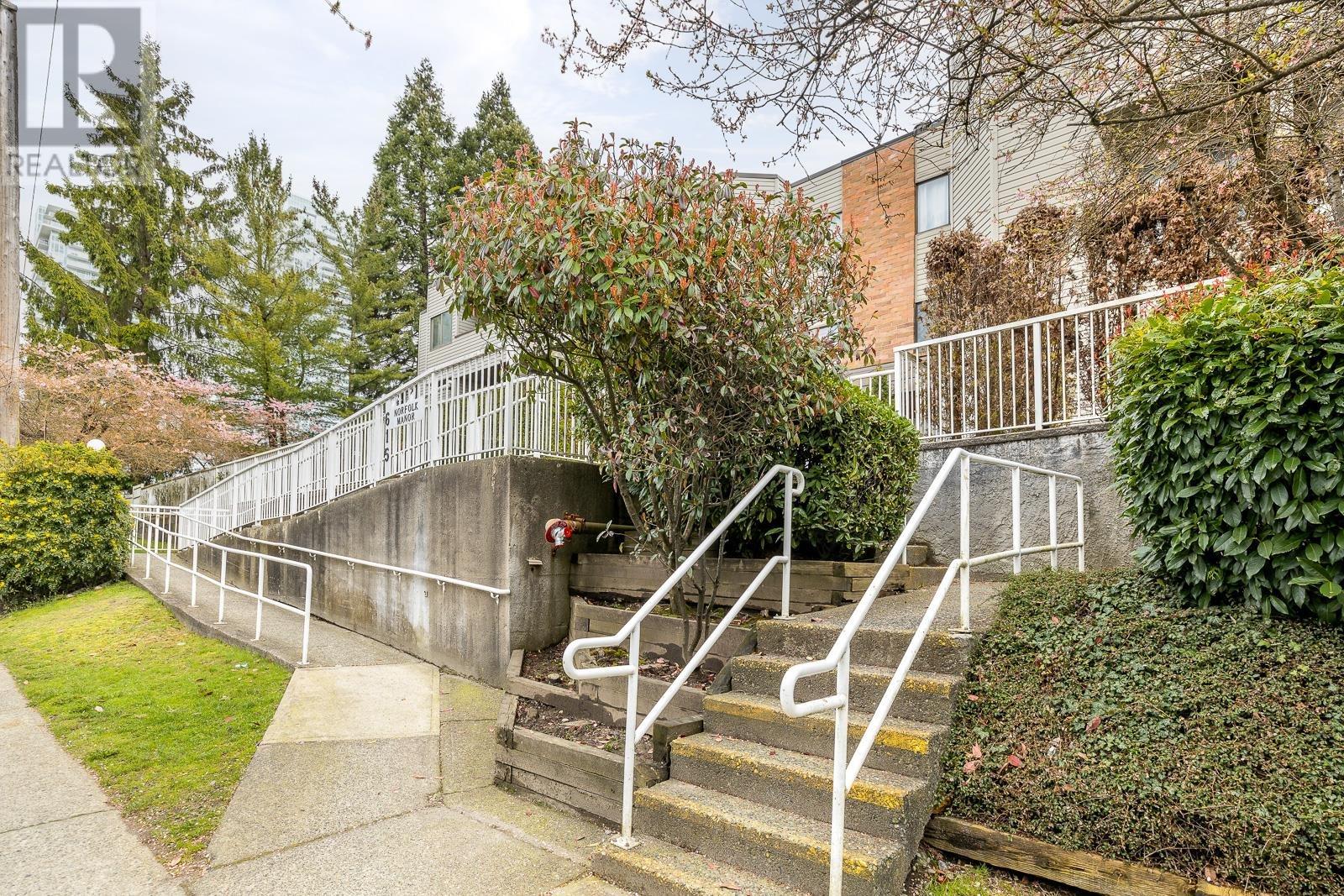 212 615 North Road, Coquitlam, British Columbia  V3J 1P1 - Photo 4 - R2972346