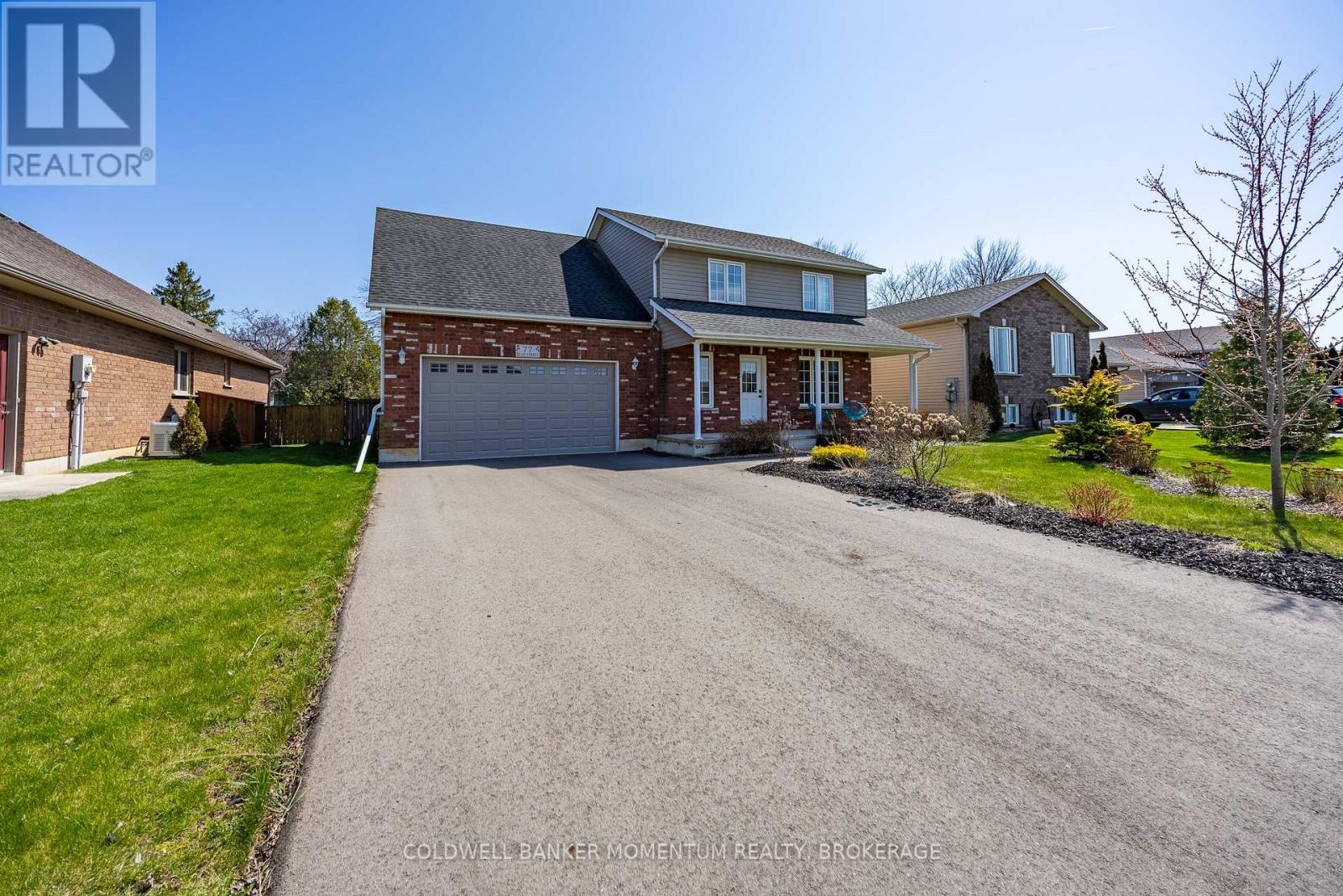 77 ELLIS STREET, Norfolk, Ontario