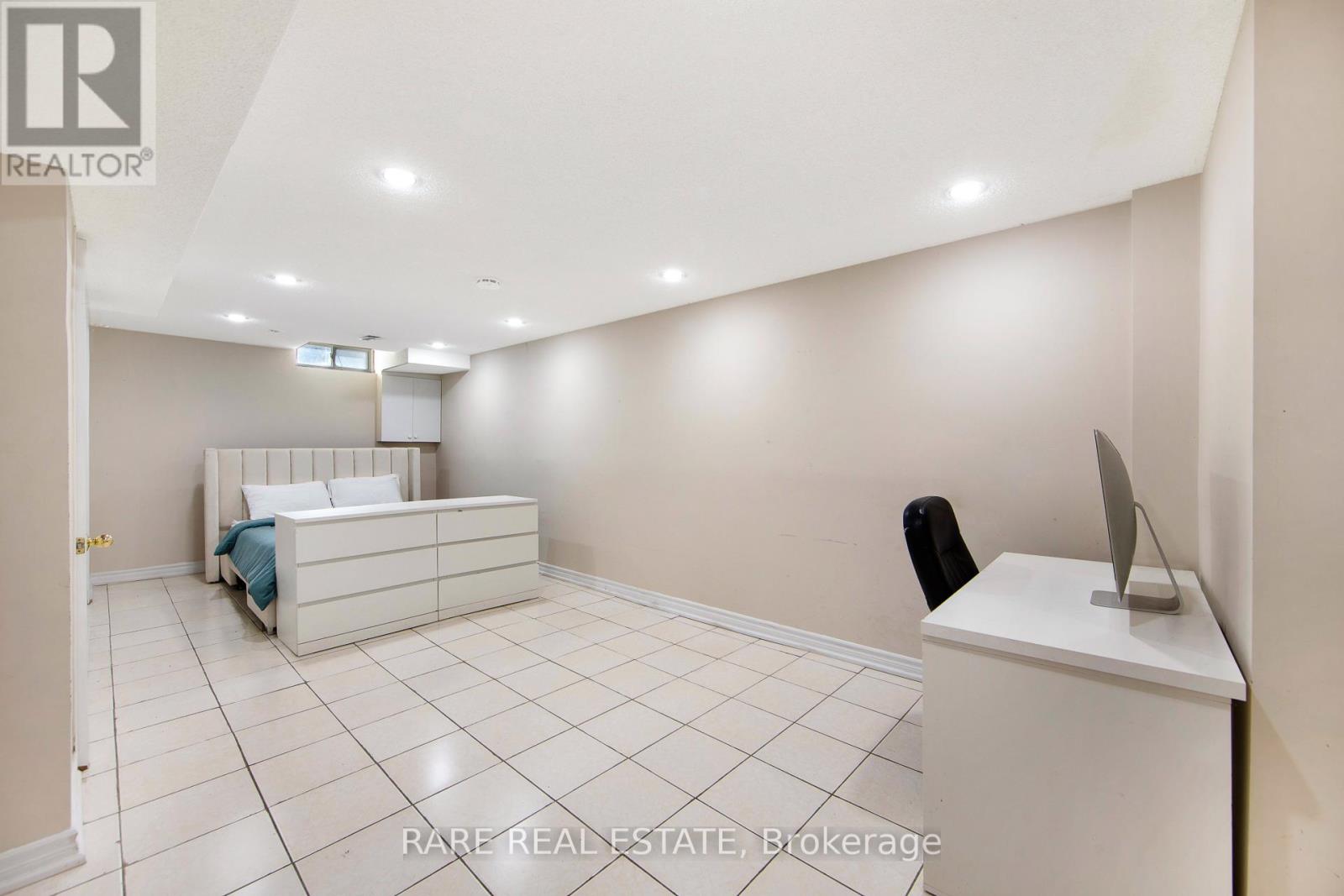33 Fieldside Drive, Toronto, Ontario  M1V 3C4 - Photo 19 - E12108595