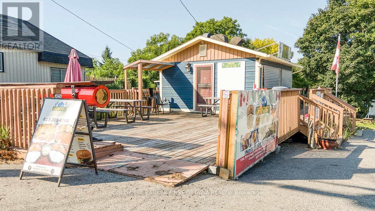 106 Broadway Street W, Merrickville-Wolford, Ontario  K0G 1N0 - Photo 22 - X12061809