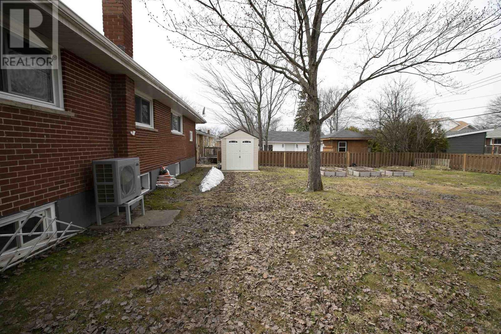 26 Grandhaven Cres, Sault Ste. Marie, Ontario  P6B 3Y5 - Photo 45 - SM250885