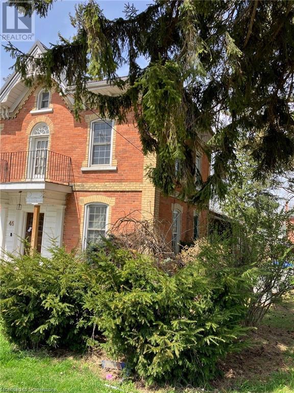 Property at 46 MAIN Street S image 4